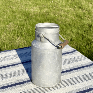 Pot à lait décoratif